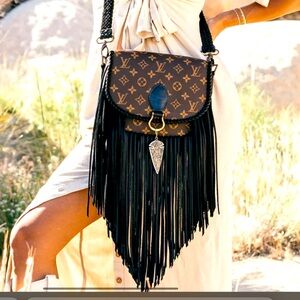 World traveler revamped by Vintahe Boho.